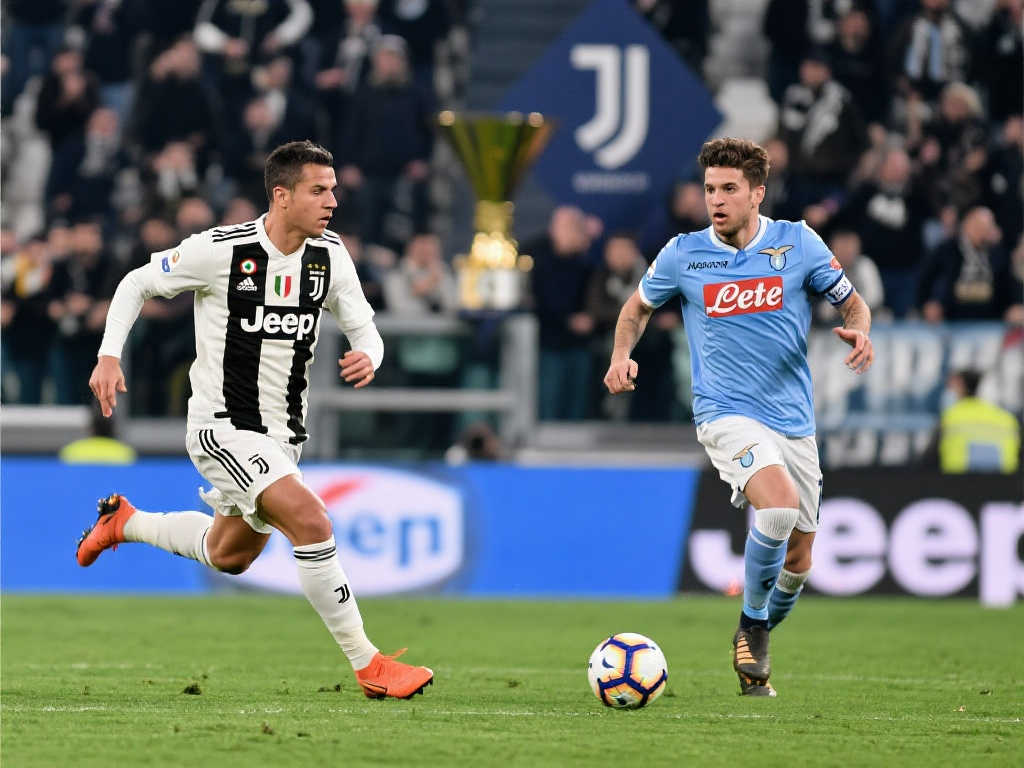 主教练和球 主教练和球